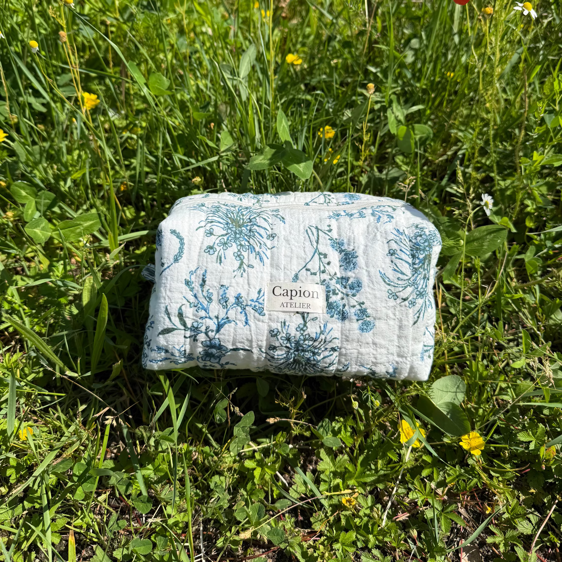 Aiya - Makeup Bag