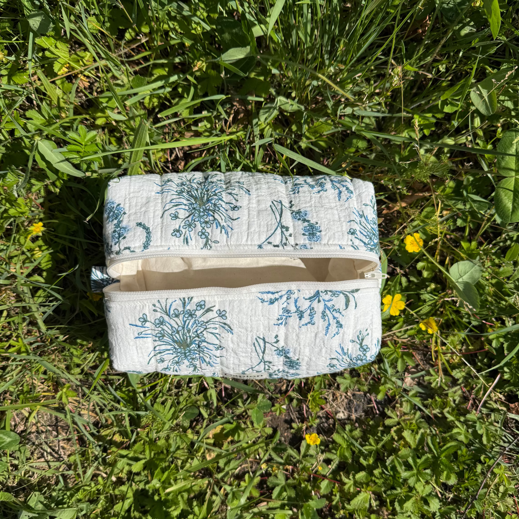 Aiya - Makeup Bag
