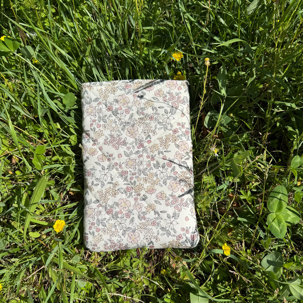 Astrid - Book Sleeve