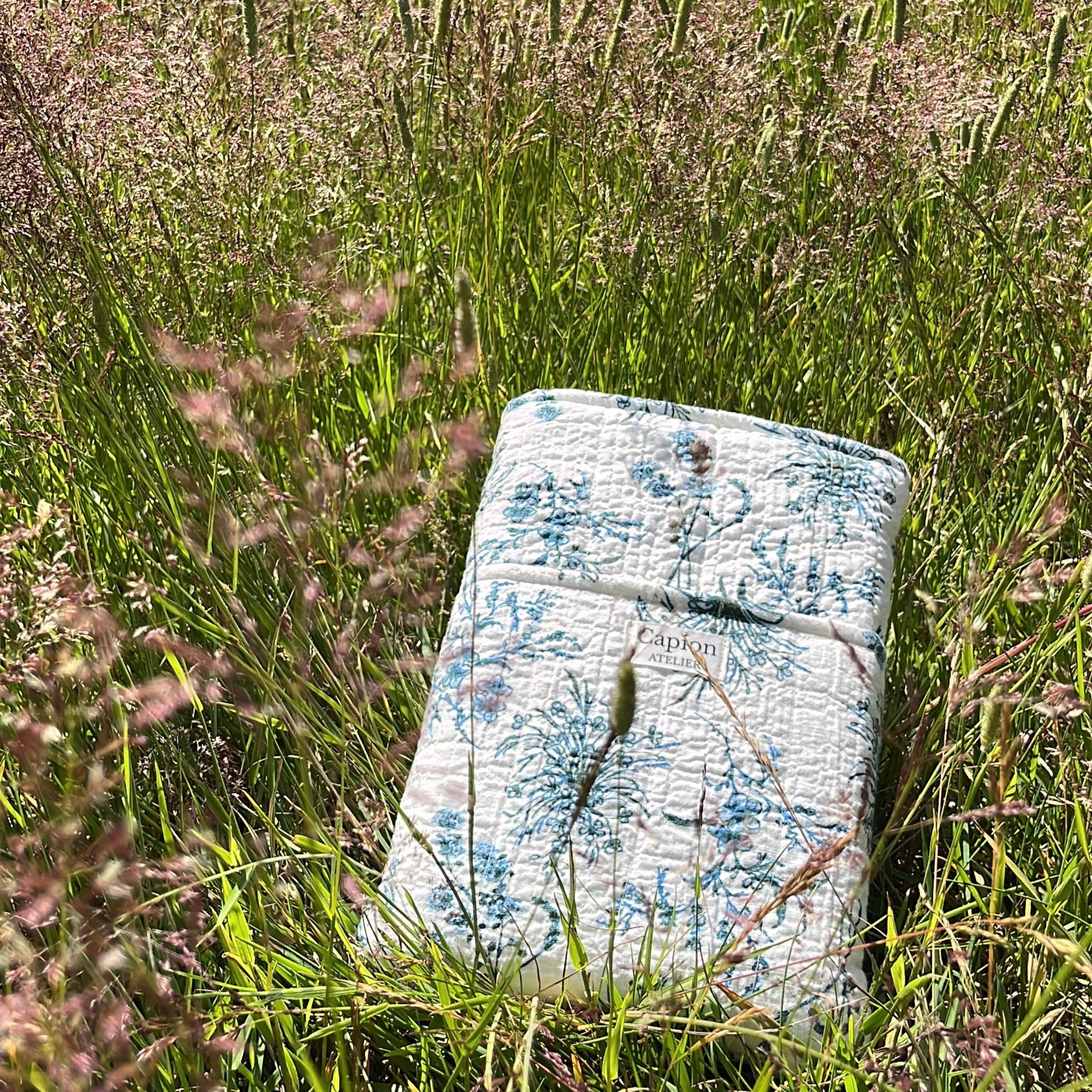 Aiya - Book Sleeve